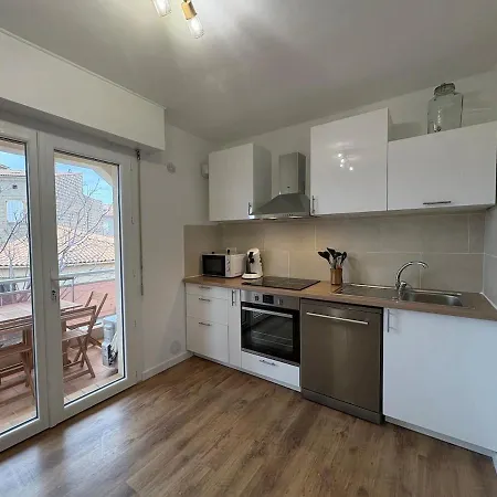 T3 Plein Centre Bord De