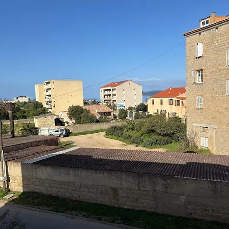 T3 Plein Centre Bord De Propriano (Corsica)